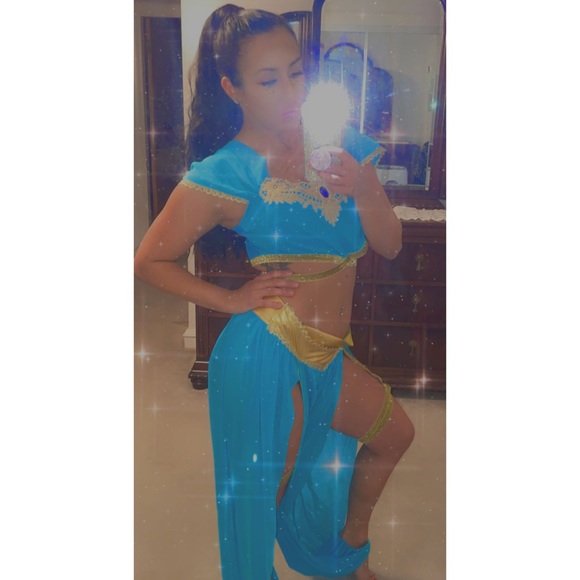 Jasmine costume
